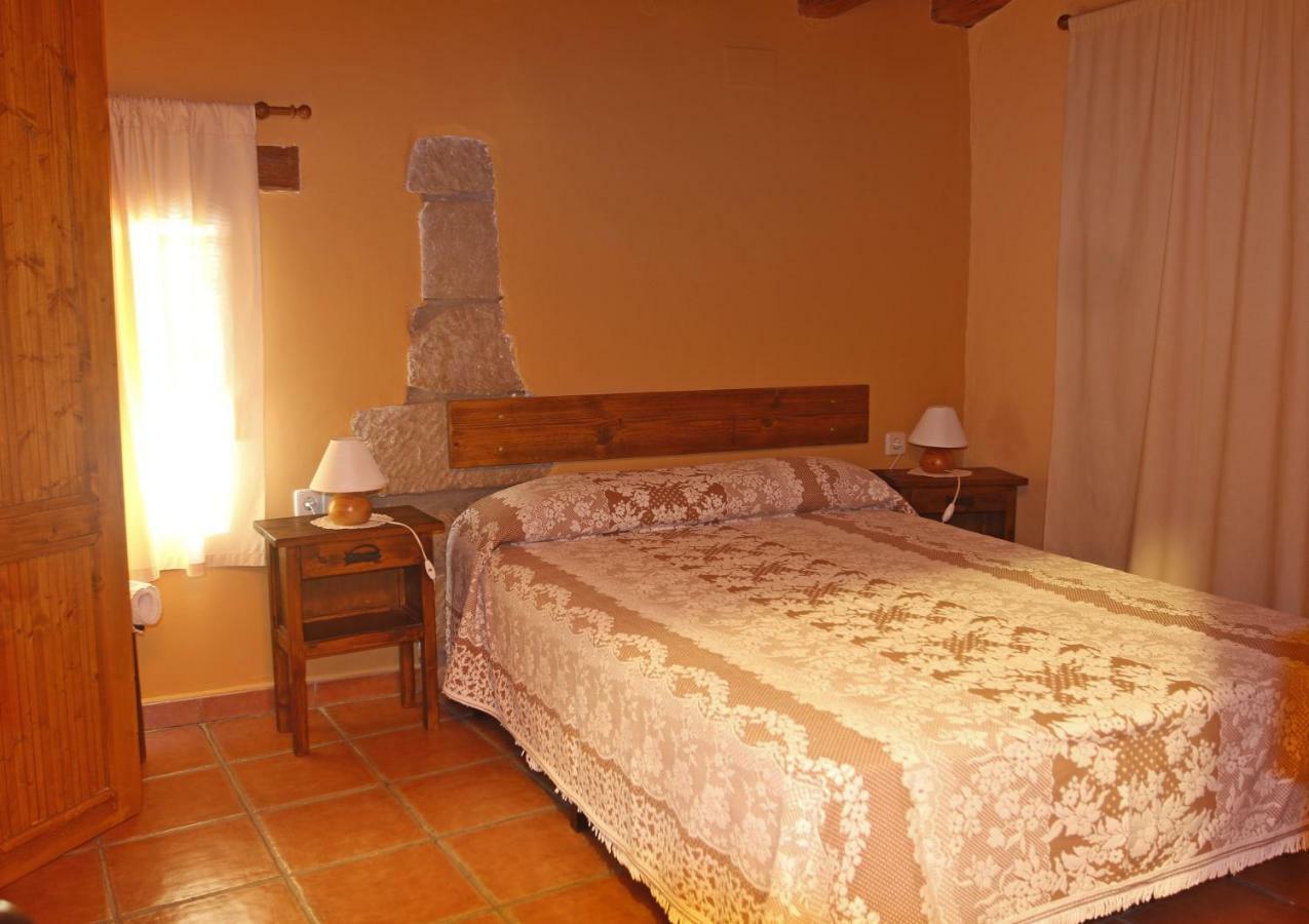 Arbaniés Casa Oliban 게스트하우스 외부 사진
