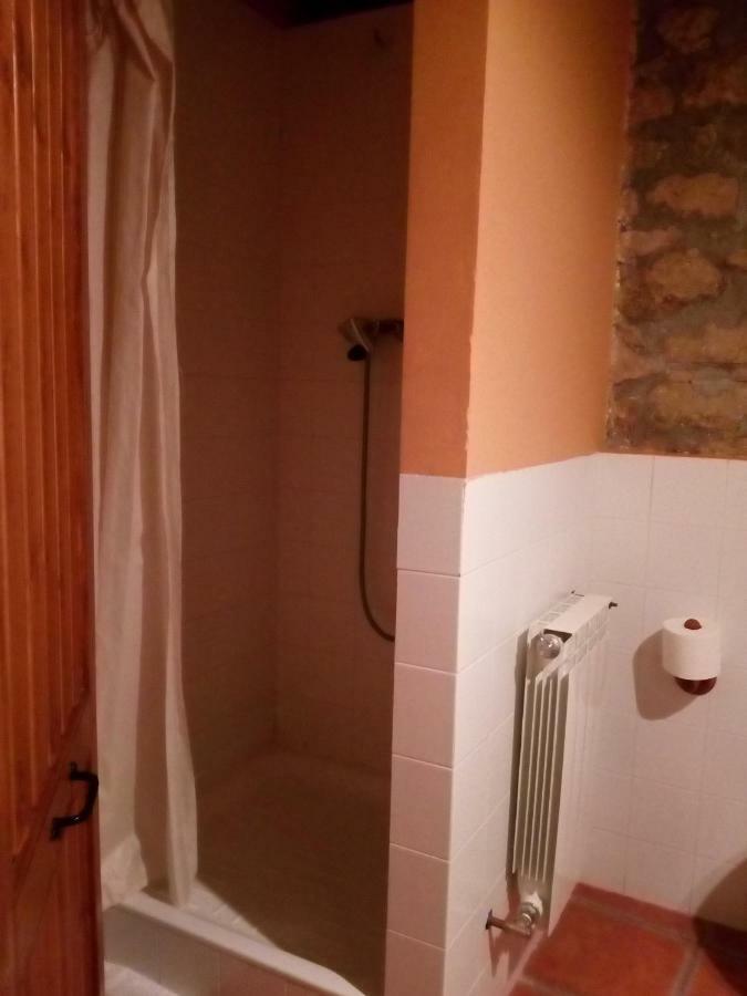 Arbaniés Casa Oliban 게스트하우스 외부 사진